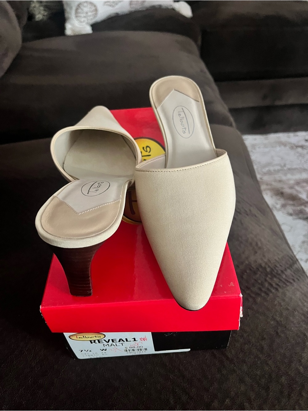 Talbots Kitten Heal Mules 7.5